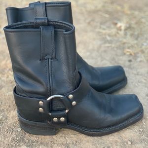 🥳SOLD🥳FRYE Harness Boots